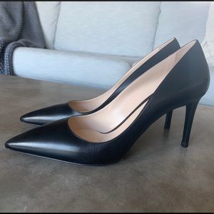 Prada Leather Pumps Size 40 - New in Box